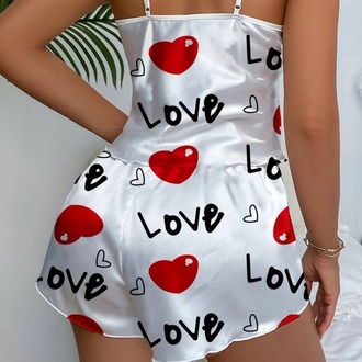 Love Desenli Beyaz Saten Şortlu Gecelik Takım EXVY1334