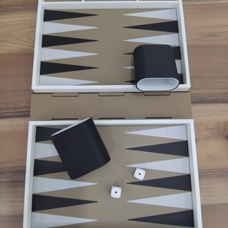 Kitap formunda Tavla
