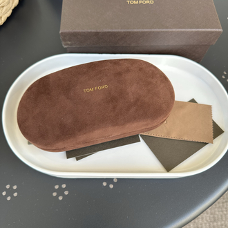Tom Ford Orjinal Kılıf ve Aksesuarları