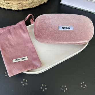 Miu Miu Orjinal Kutu ve Bez Kılıfı