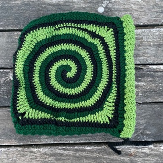 poison ivy spiral balaclava