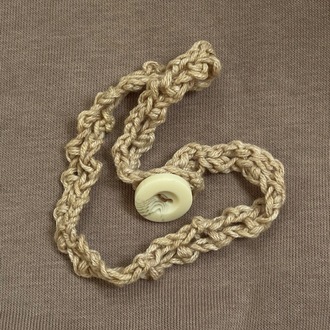 Örgü kolye