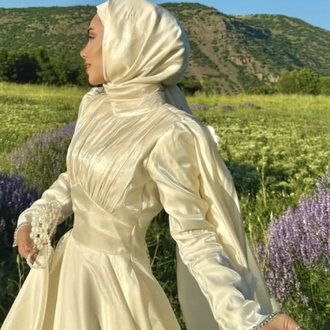Kuğ söz nişanlık ve nikah elbisesi