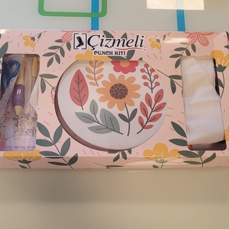 Punch kiti, çizmeli