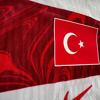 Türkiye Milli Takım 2026 Deplasman Profesyonel “Hakan Çalhanoğlu” Maç Forması 