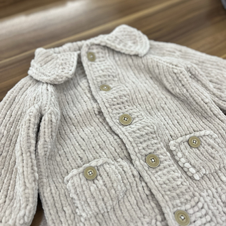 Krem rengi bebek hırkası