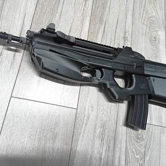 FN F2000 Maket