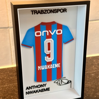Anthony Nwakaeme Trabzonspor Özel Tasarım 3 Boyutlu (3D) Premium Çerçeve Forma