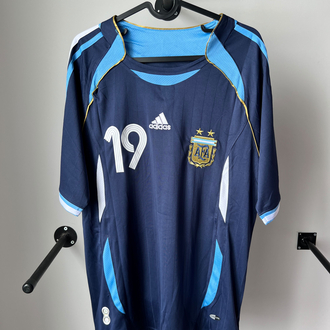 RETRO ARJANTİN 2006 MESSİ MAÇ FORMASI
