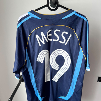 RETRO ARJANTİN 2006 MESSİ MAÇ FORMASI