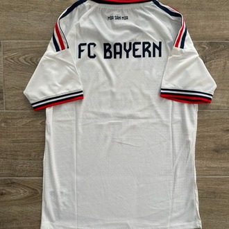 Bayern Münih 2026-2027 Deplasman Maç Forması