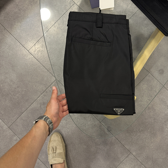 Prada Siyah Renylon Kumaş Şort 