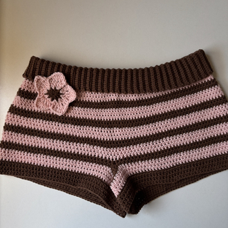 kahverengi pembe şort