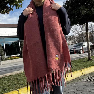 Karakter Baskılı Gül Kurusu Atkı