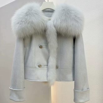 Élise fur coat