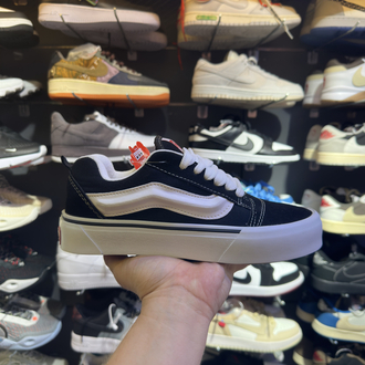 Vans Knu Skool