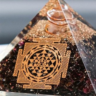 Garnet Piramit Orgonit