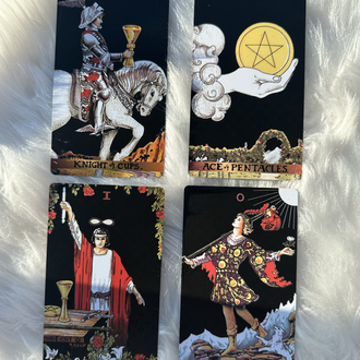 Black tarot 