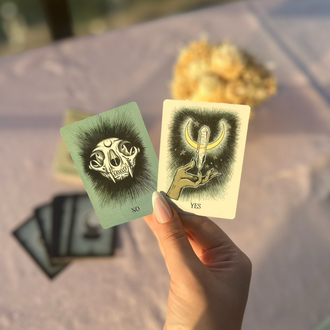 Crystal ball oracle