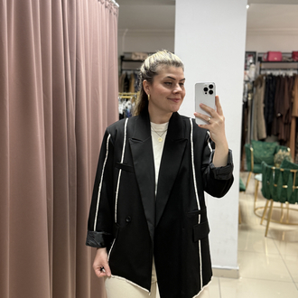 Asimetrik kesim blazer
