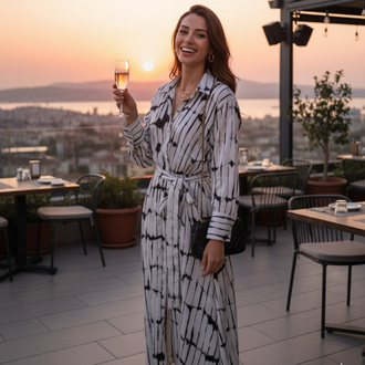 Mango Siyah Beyaz Düğme Yakalı Beli Lastikli Kuşaklı Elbise