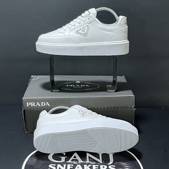 PRADA BEYAZ