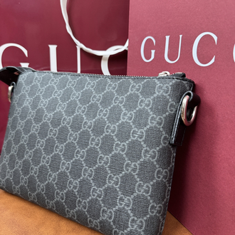 Gucci messenger bag