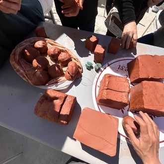 Kırmızı Seramik Çamuru