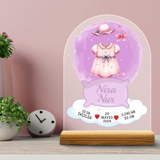 Kişiye Özel Pleksi Bebek Doğum Bilgileri Tablosu – Özel Tasarım Kıyafetli Bebek Model