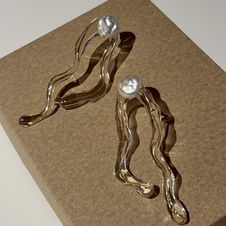 Lustre – Aurelia Küpeler