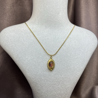 Amber Taşlı Işıltılı Madalyon Kolye