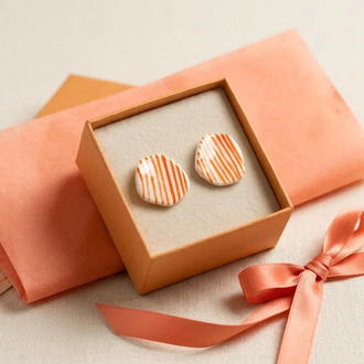 Apricot Lines
