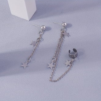 Gümüş yıldız detaylı kıkırdak küpe earcuff