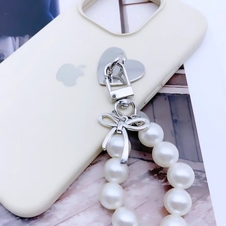 Coquette gümüş fiyonk detaylı ve cam incili çanta charmı