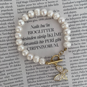 İnci İşlemeli Kelebek Charm İnci Bileklik