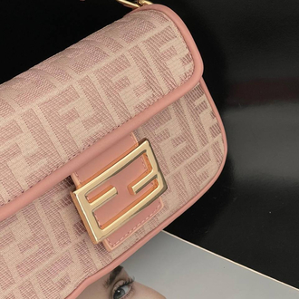Fendi Baguette Pink