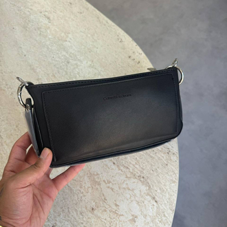 Calvin Klein Siyah