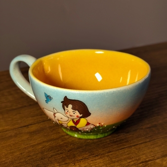 Heidi ve Kuzucuk El Yapımı Seramik Fincan – 280 ml | Tamamı El Boyaması Koleksiyon Kupası