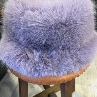 Mor peluş şapka 