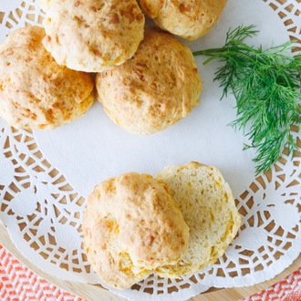 Peynirli İngiliz Çöreği “Scone”