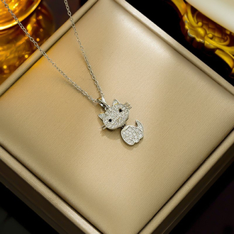 Silver hello kitty kolye