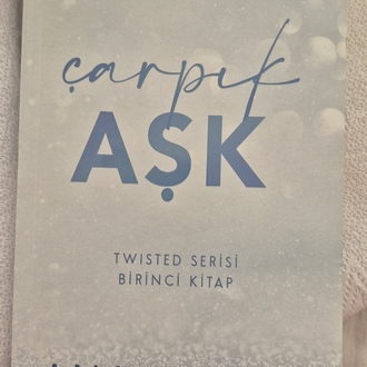 Çarpık Aşk