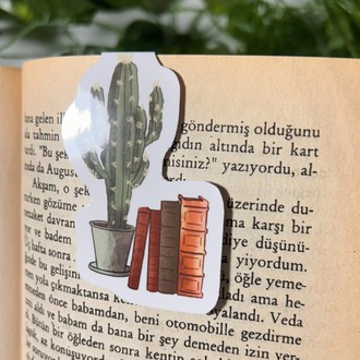 Kitaplık ve kaktüs temalı mıknatıslı kitap ayracı
