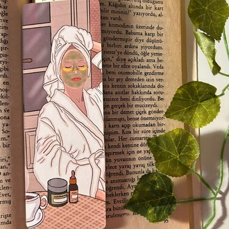 Çoklu Kitap Ayracı 4 Adet Pvc Kaplama Parlak Ve Sert Yapı El Yapımı Bookmark, Bakım