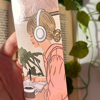 Yazma ve müzik temalı kitap ayracı