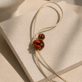 Hanecambaz tembel hayvan kolye