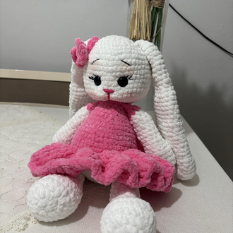 Pofuduk Kadife Amigurumi Tavşan