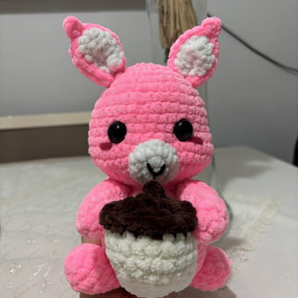 Pembe sevimli sincap