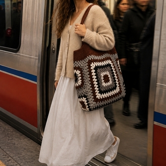 granny square bag (sipariş ile örülmektedir)