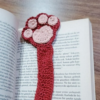 Patili, kalpli tığ işi kitap ayracı pembe pati